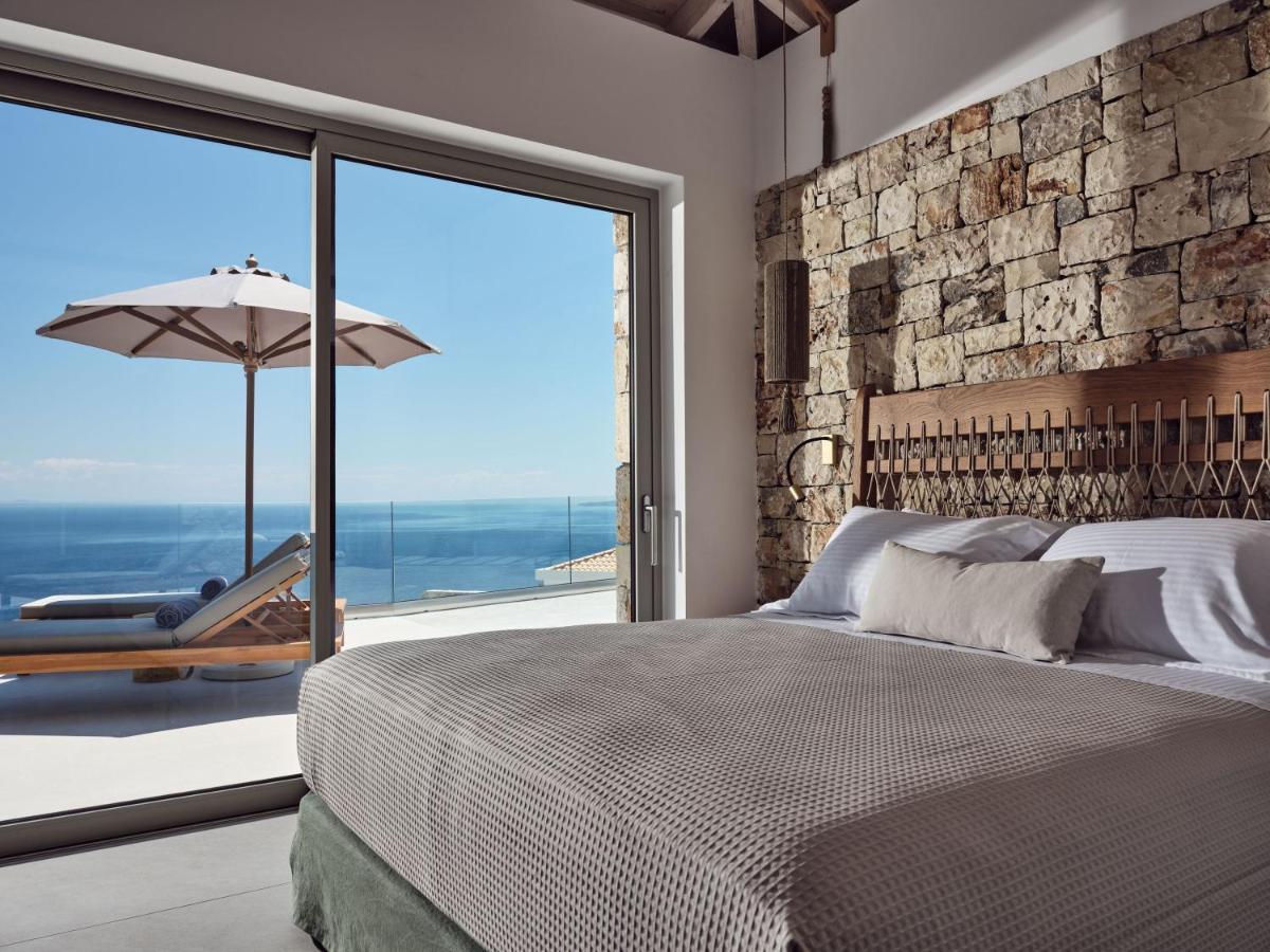 Villa Etheria Luxury & Agios Nikolaos (Zakynthos)