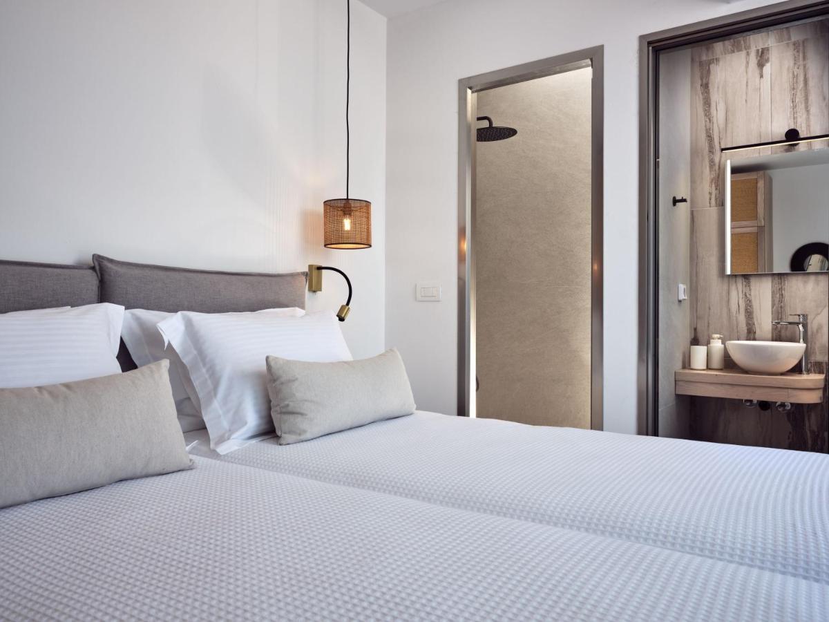 Villa Etheria Luxury & Agios Nikolaos (Zakynthos)