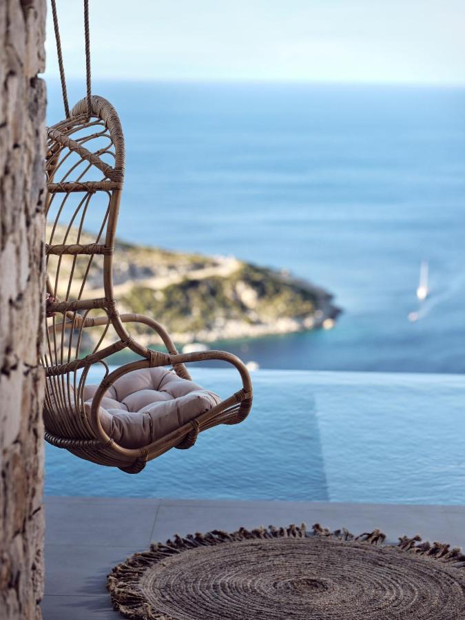 Etheria Luxury &