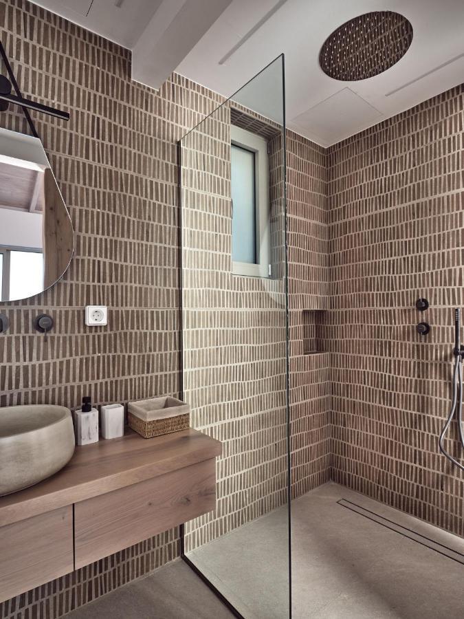 Etheria Luxury &